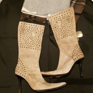 BCBG Boots 👢 need heel tips 👢